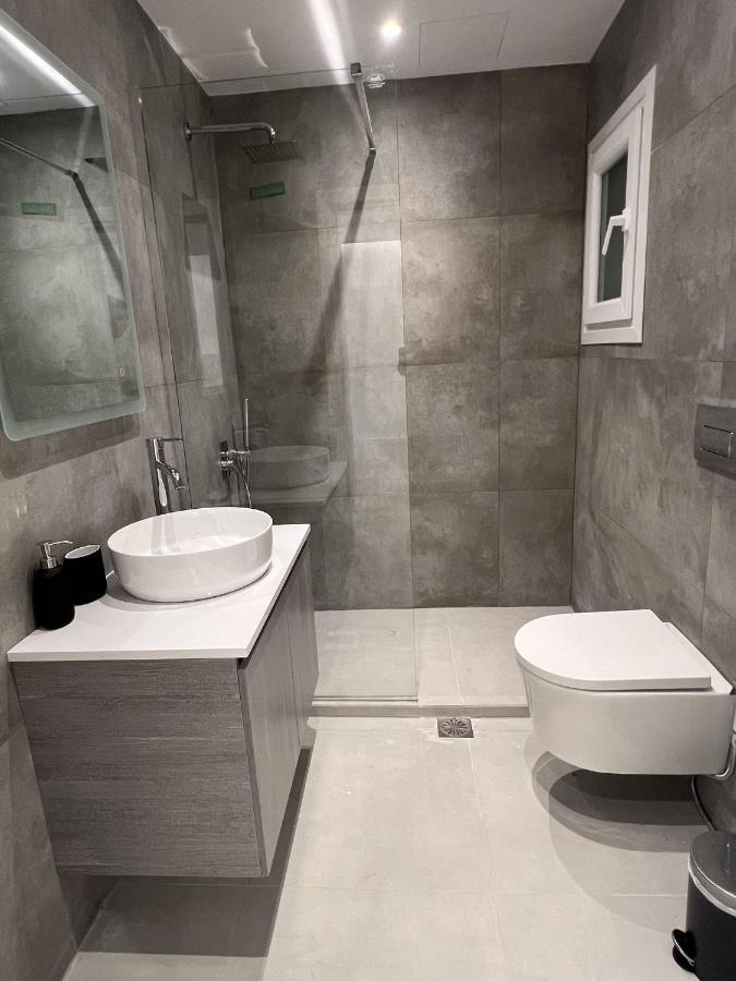 Comfy Apartment In Nea Smirni Athens Exterior photo