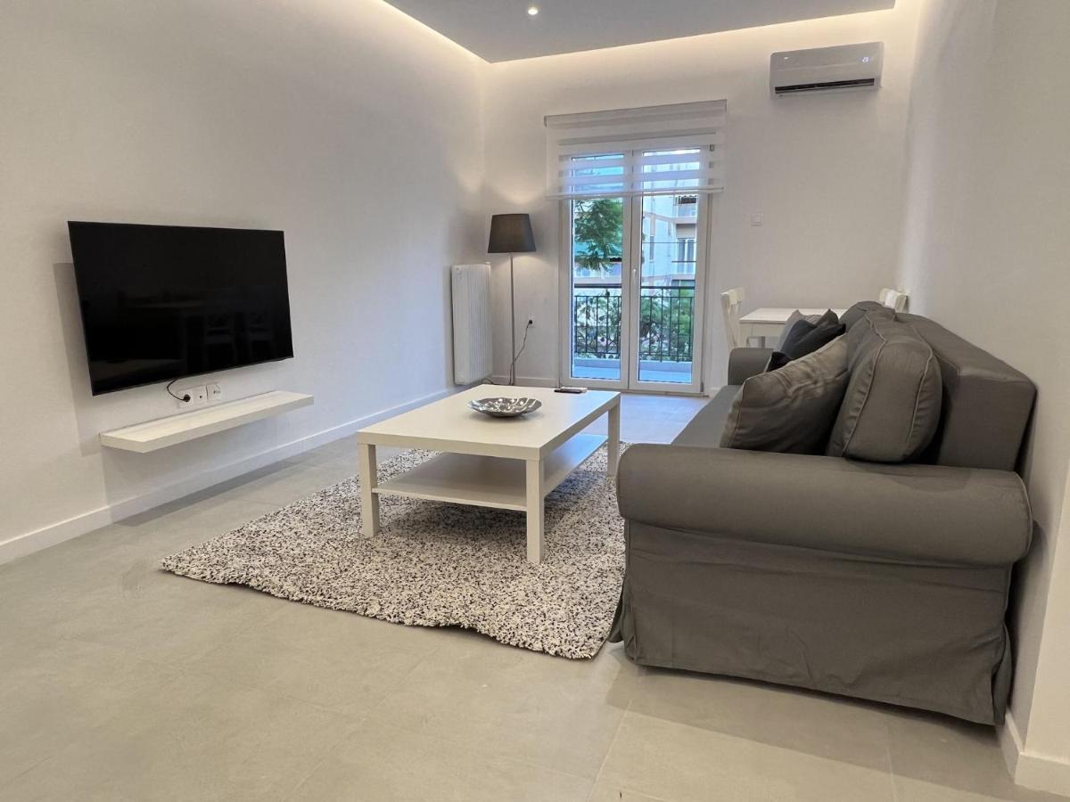 Comfy Apartment In Nea Smirni Athens Exterior photo